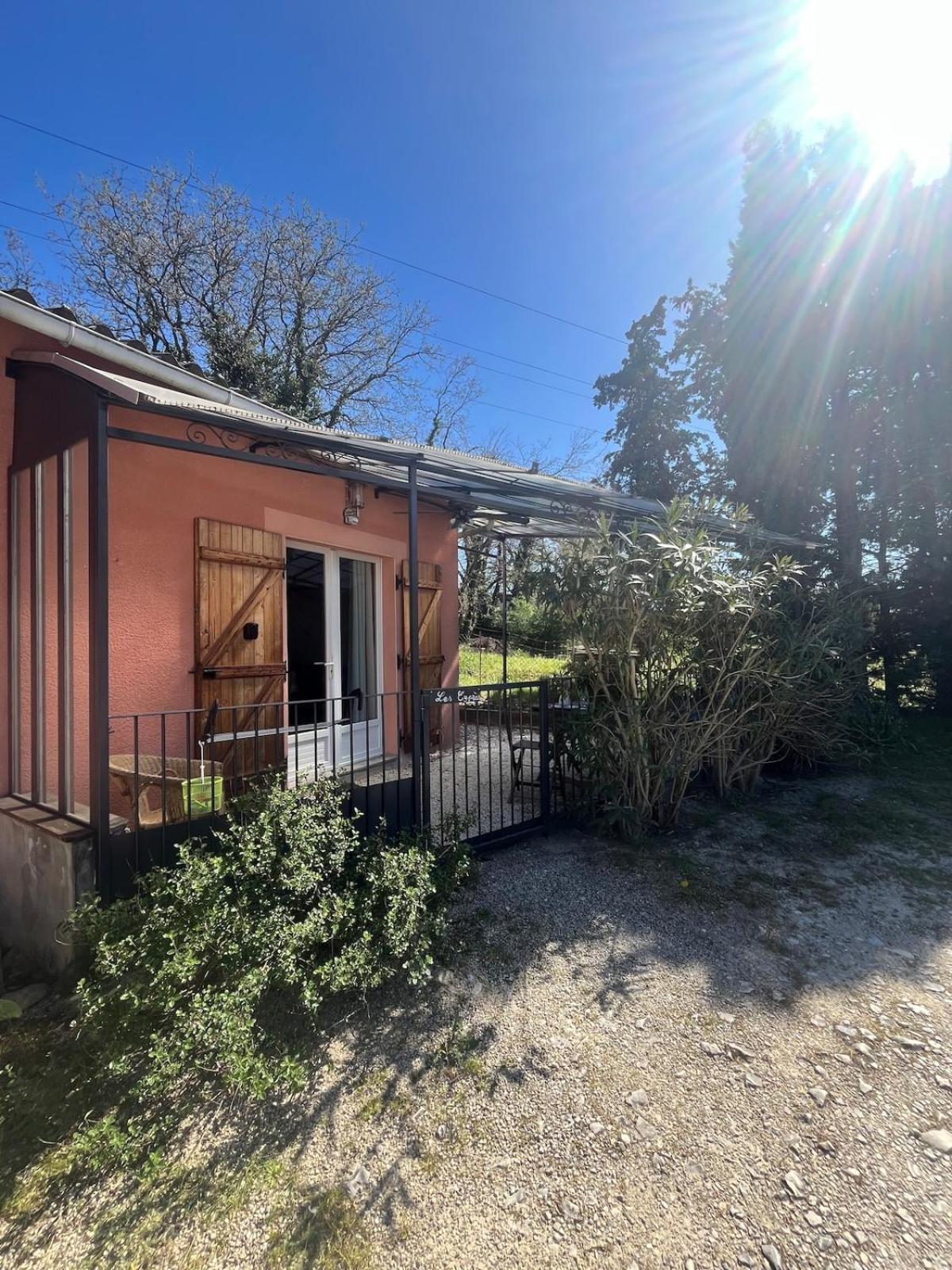 Studio Cosy Avec Climatisation Et Terrasse Malataverne Luaran gambar